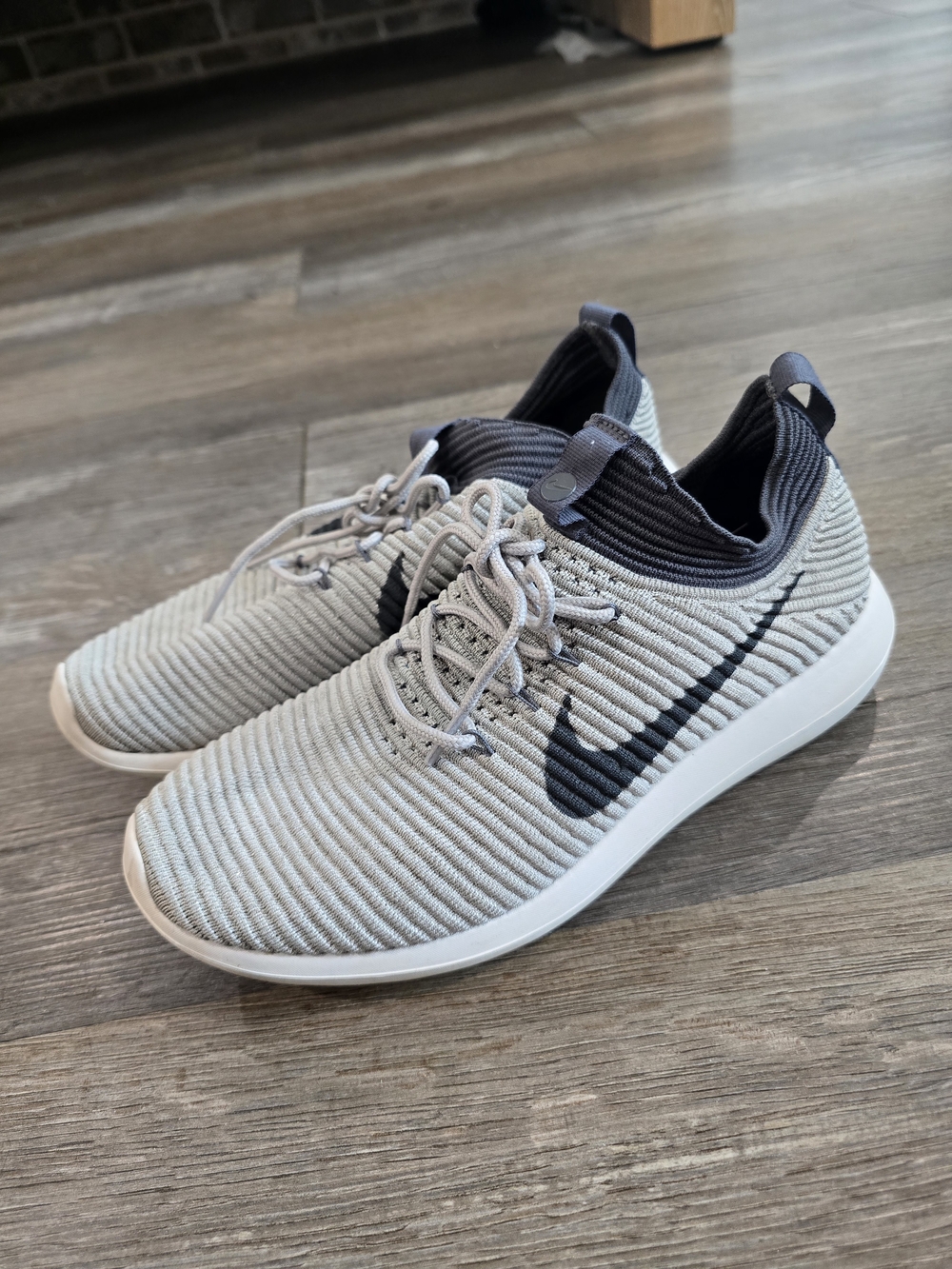 Nike Women’s Gray Knit Athletic Sneakers with Black Swoosh